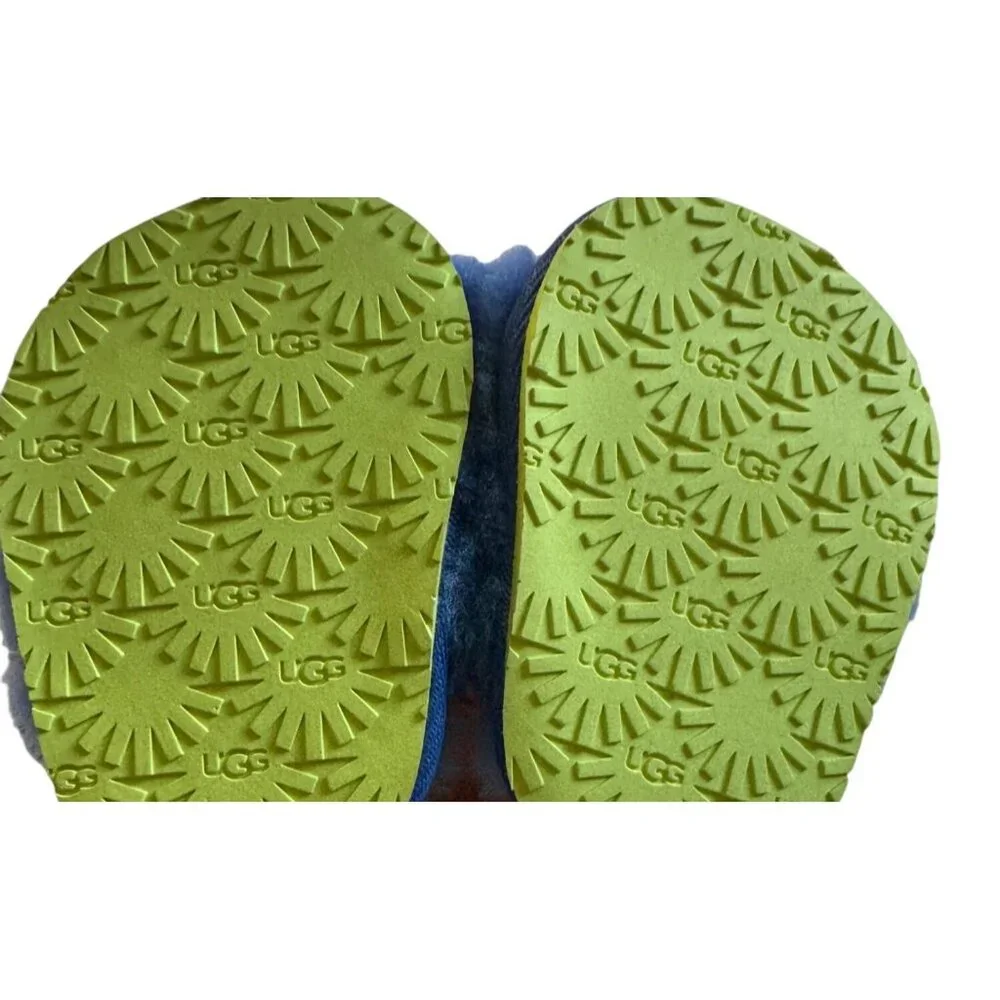 Baby UGG Fluff‎ Yeah Slide Slippers Size 0/1 NEW